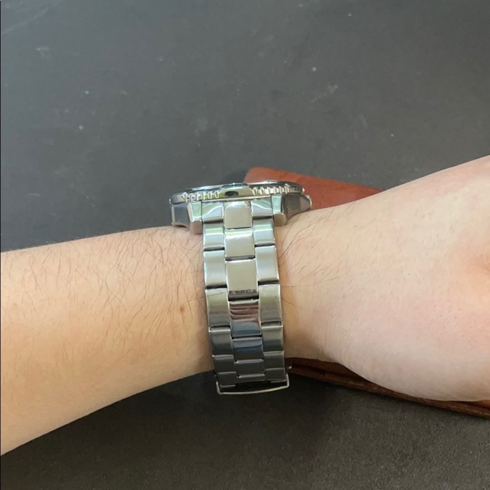 Guess Watch - Picture 9 of 12